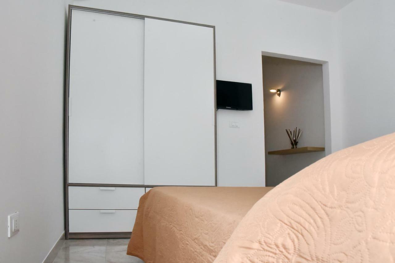 B&B Arzeria Каваллино-ди-Лечче Экстерьер фото