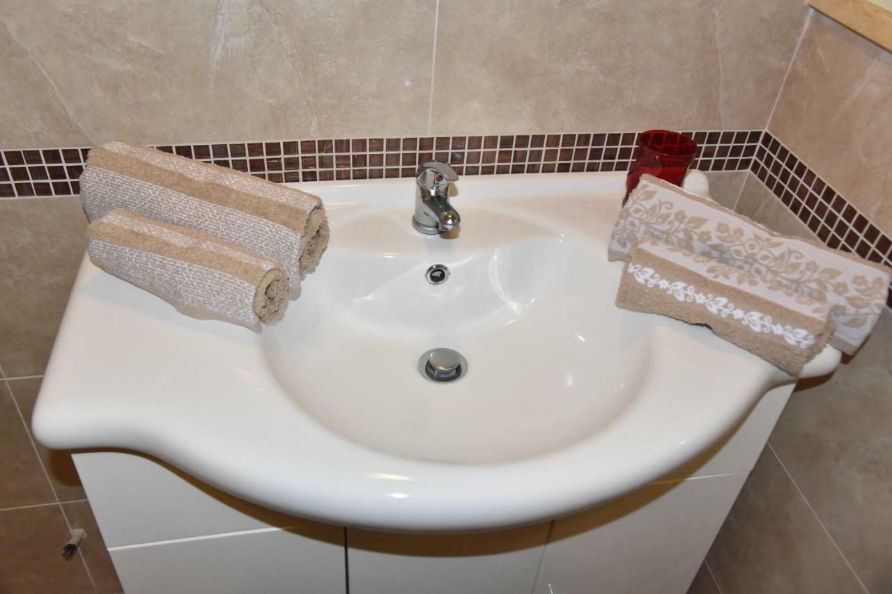 B&B Arzeria Каваллино-ди-Лечче Экстерьер фото